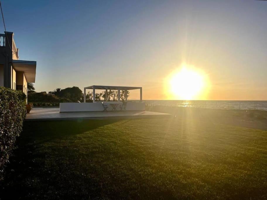 Soroni Lambou Beach Sunset מראה חיצוני תמונה