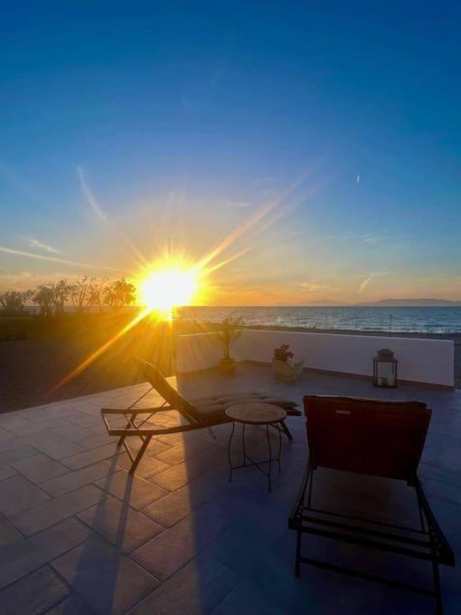 Soroni Lambou Beach Sunset מראה חיצוני תמונה