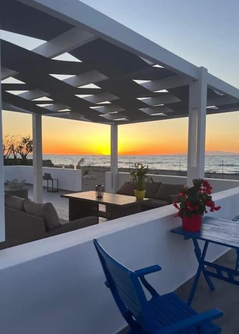 Soroni Lambou Beach Sunset מראה חיצוני תמונה