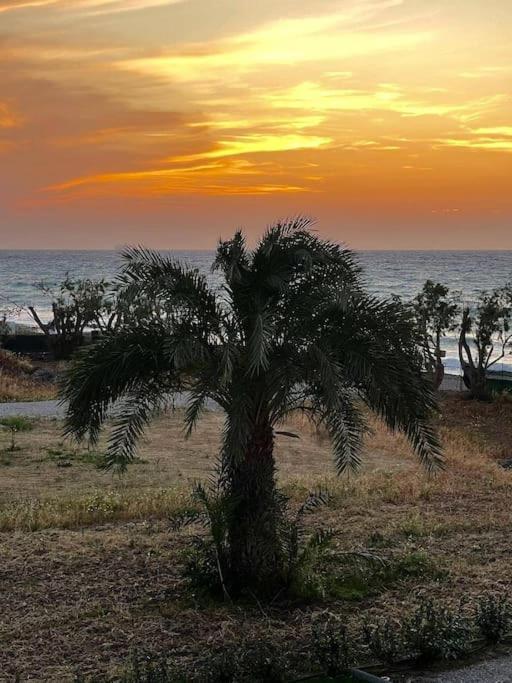Soroni Lambou Beach Sunset מראה חיצוני תמונה
