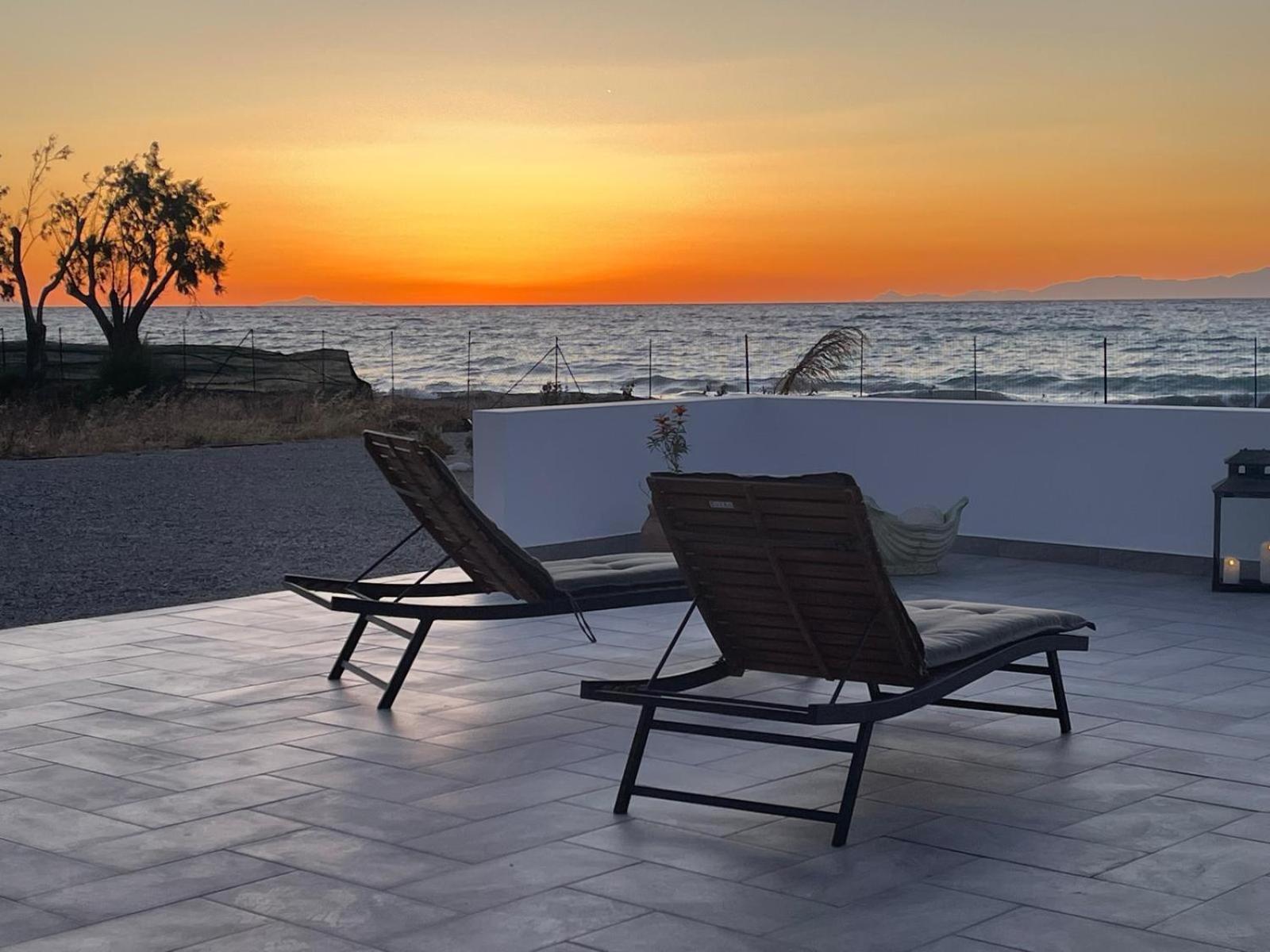 Soroni Lambou Beach Sunset מראה חיצוני תמונה